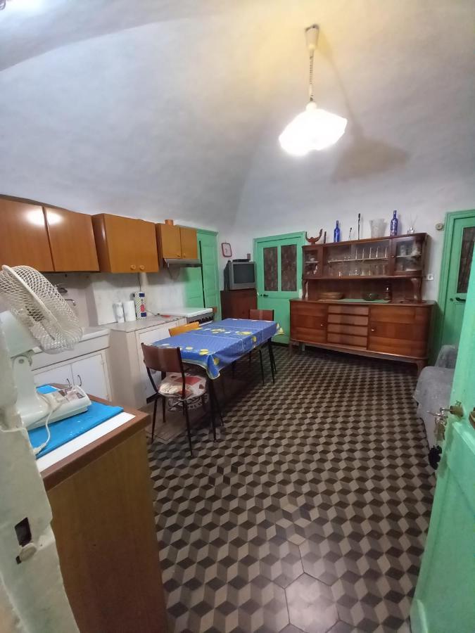Апартаменты Casa Gianni Vallebona Экстерьер фото